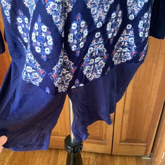 Lucky Brand Navy Stretch Pullover Top, Size L - Picture 4 of 6